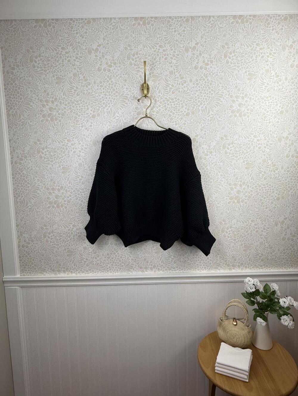 Callahan by Anthropologie Navy Tight Knit Cropped Bubble Sweater - Size - Small